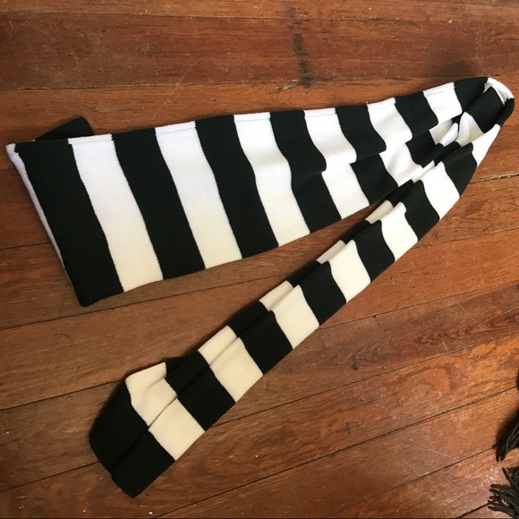 Scarf - Picture 3 of 3