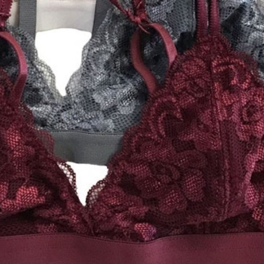 🎉CLEARANCE🎉Maroon Floral Lace Triangle Bralette - Picture 4 of 4