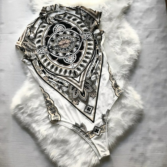 Sexy Nude Tribal Bodysuit - Picture 4 of 4