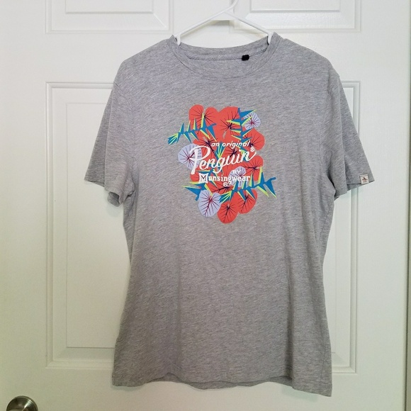 Penguin Men's t-shirt - Picture 1 of 1