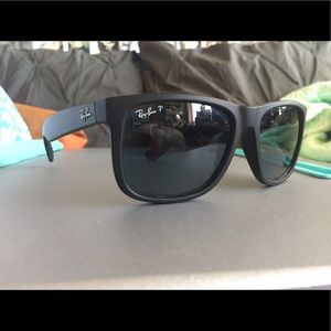 Polarized raybans