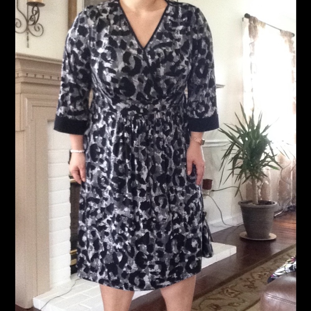 18/20 Splatter Leopard Dress