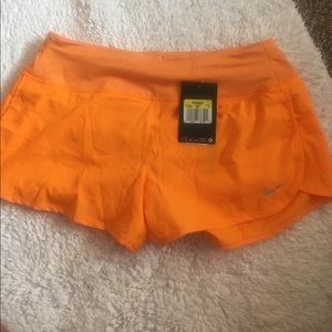 Nike short size small