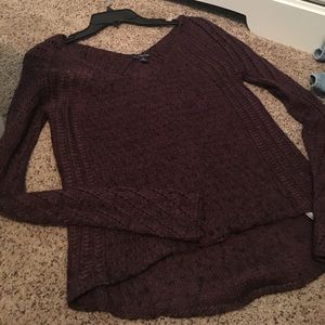 American eagle burgundy sweater