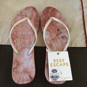 Reef escape flip flops