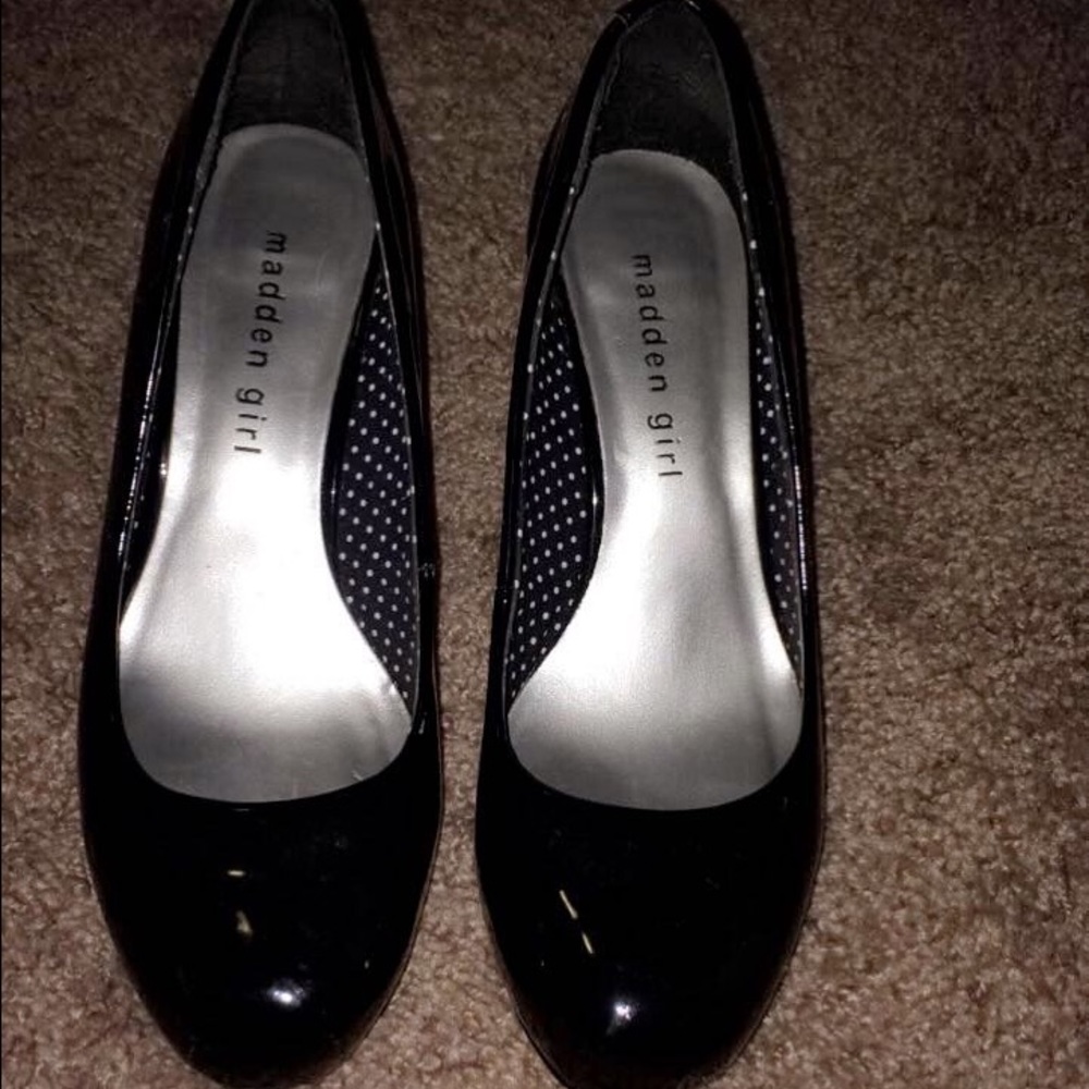Black Madden Girl heels!