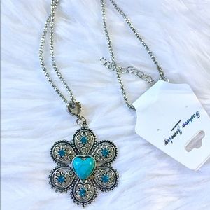 💙Stunning Turquoise Floral Heart Necklace💙
