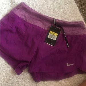 Nike shorts running size small