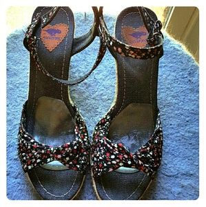 Rocket Dog 3 Inch Floral Wedges