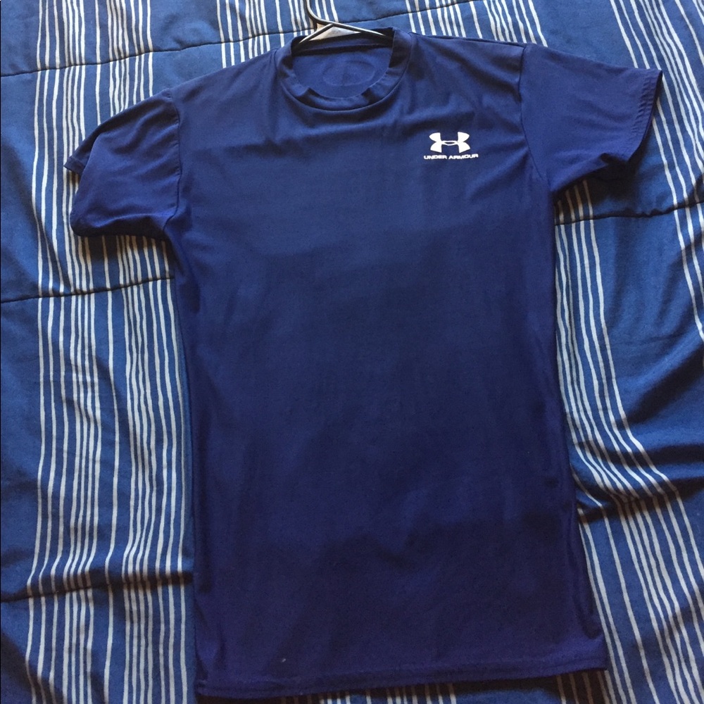 Underarmour athletic t-shirt