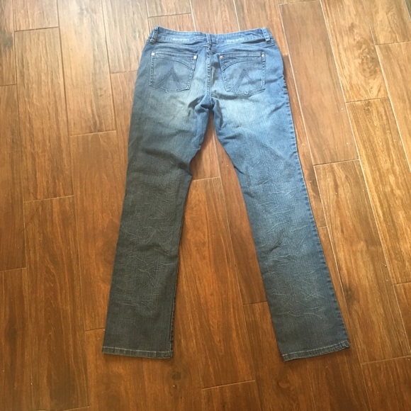 Delia's Morgan Semi-Distressed Skinny Jeans - Picture 3 of 4