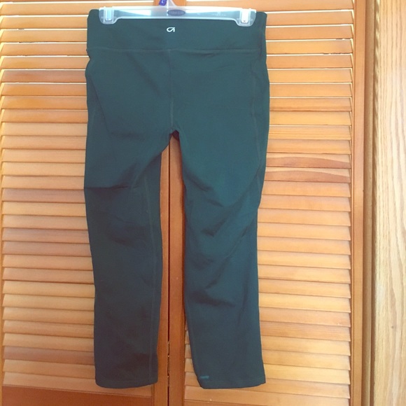 GAP Pants - Gap cropped workout leggings