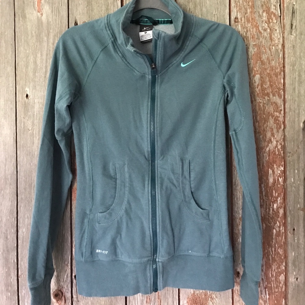 Nike- Dri-fit -zip up