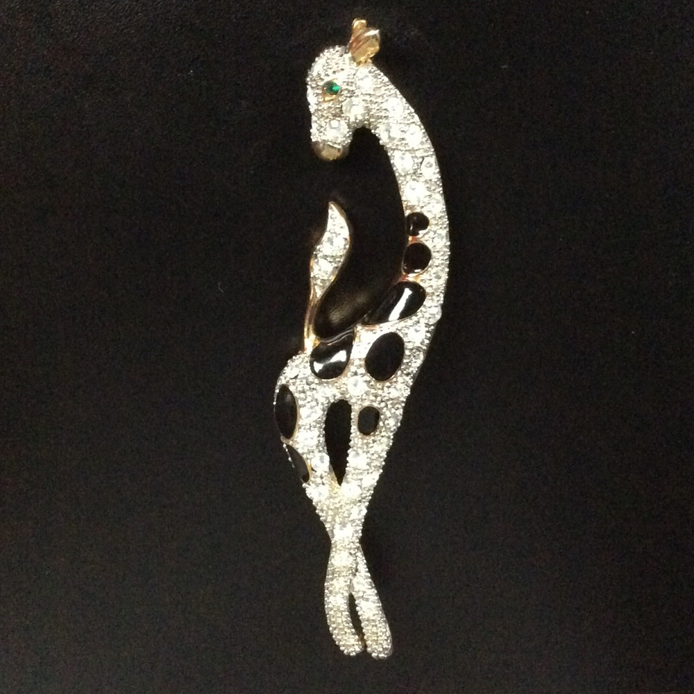 Fashion Jewelry | 6" XLarge Giraffe Pin