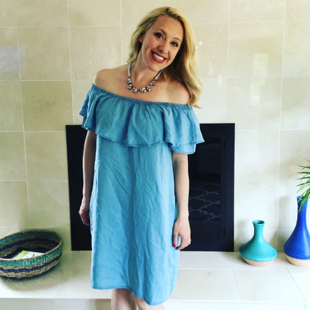 NWT Beautiful Flowy Off the Shoulder Dress