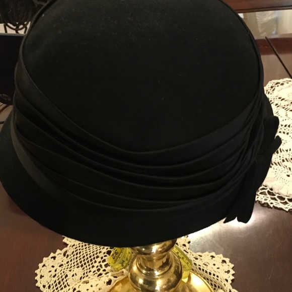 Vintage hat - Picture 3 of 3