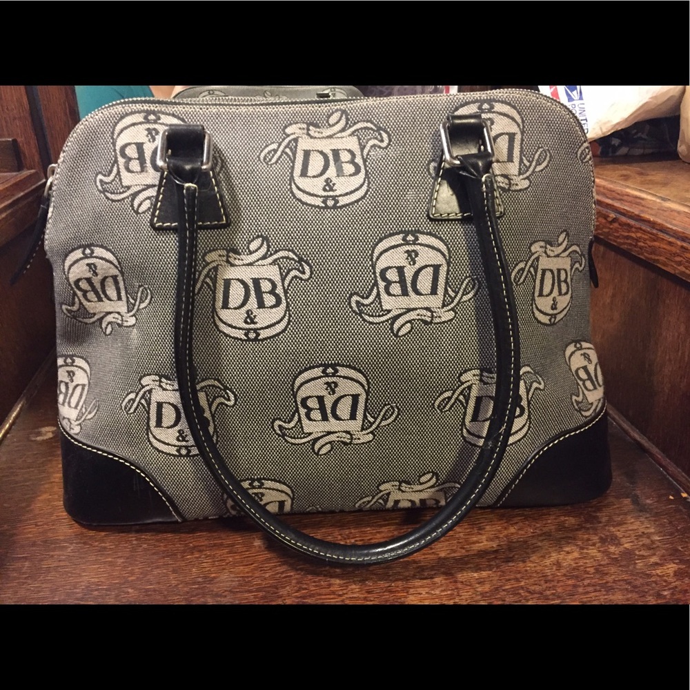 Dooney and bourke trademark purse satchel