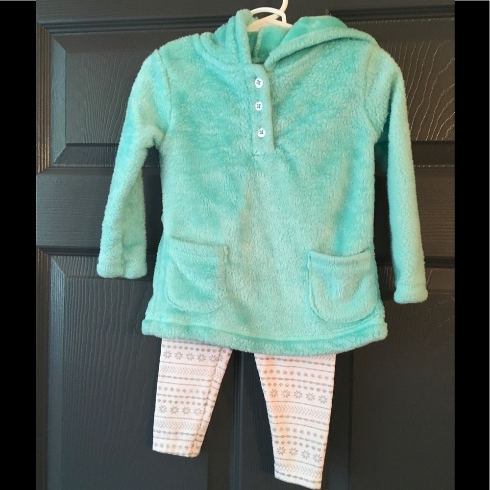 Kids fleece sweater with white leggings Sz 18mths