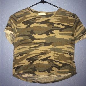 Camo/ army print shirt (xs fits s)