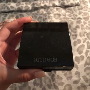 Laura Mercier Face Illuminator