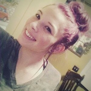 Meet your Posher, Skylar