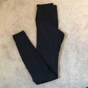 lululemon black leggings - high waist