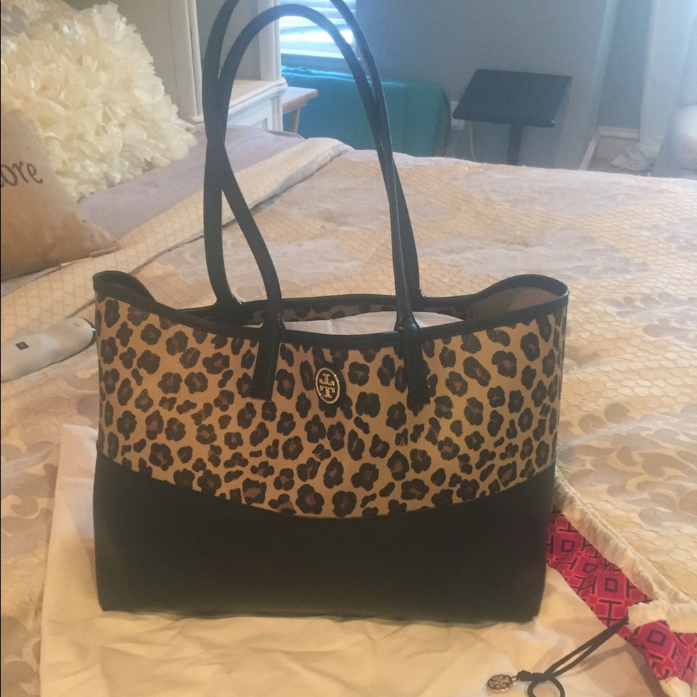 Tory Burch purse authentic