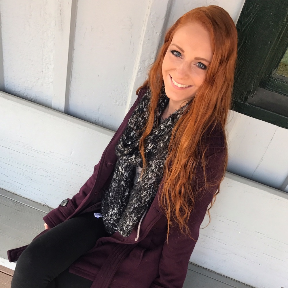 Meet your Posher, Kayla
