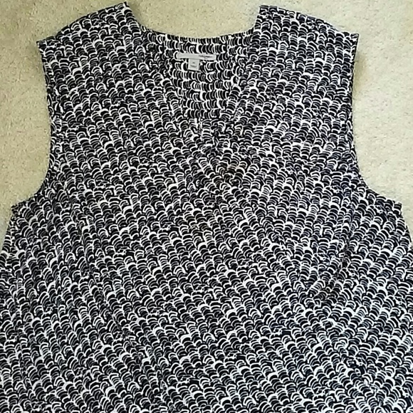 Halogen Top - Picture 2 of 5