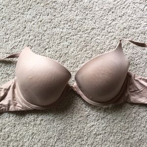 Victoria's Secret lightly lined Demi bra 36A