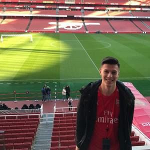 Meet your Posher, Michael