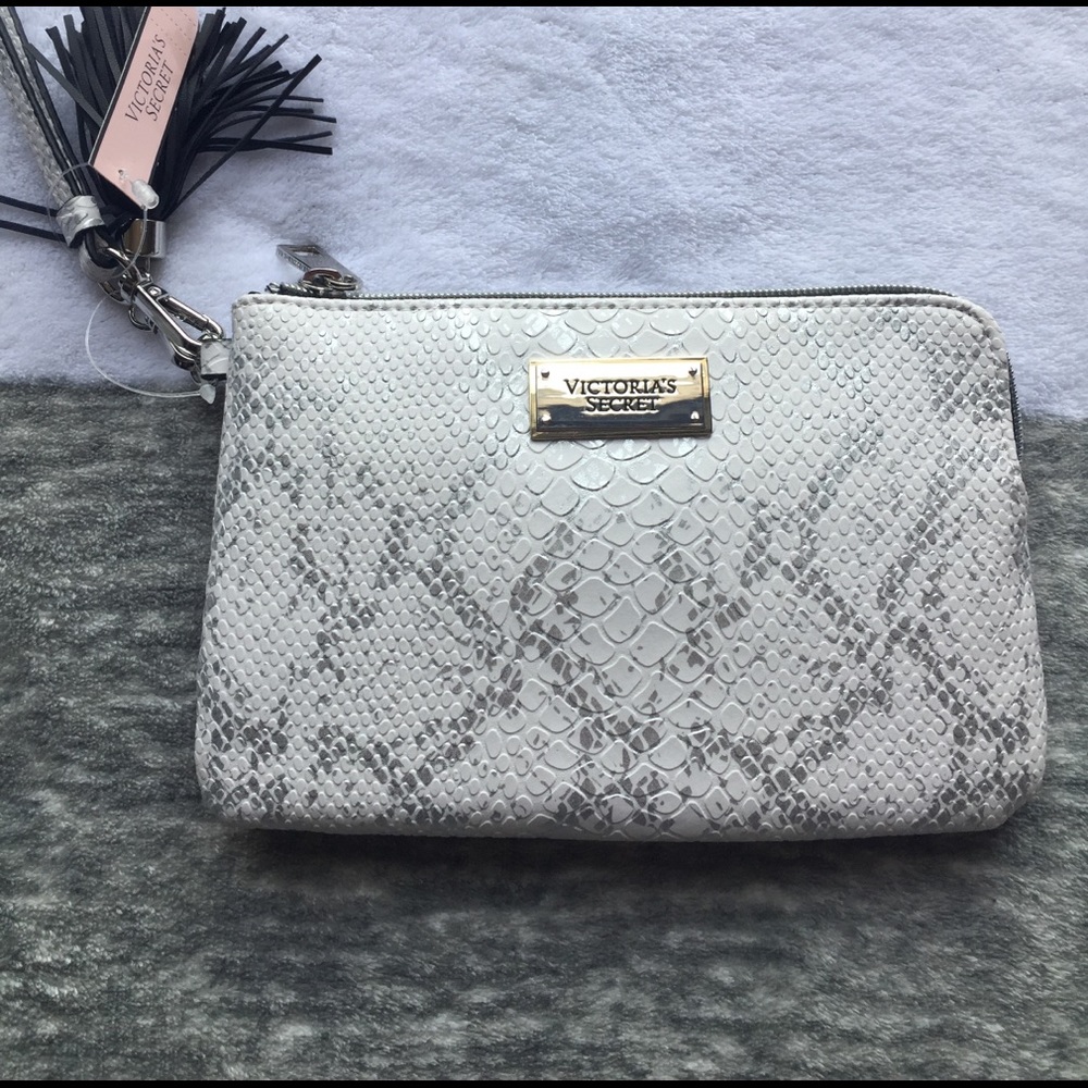 NWT WRISTLET VICTORIAS SECRET SILVER SNAKE