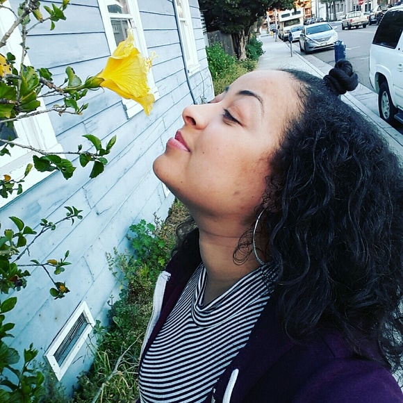 Meet your Posher, Amanda - Picture 1 of 1