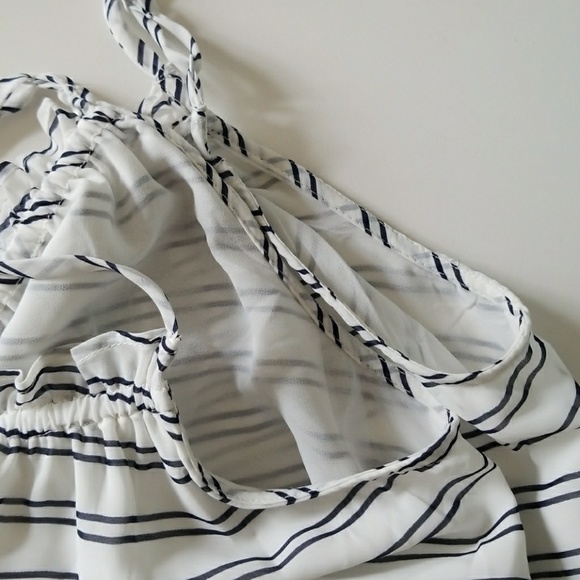 BR Ruffled Hem Cami Style Top - Picture 5 of 5