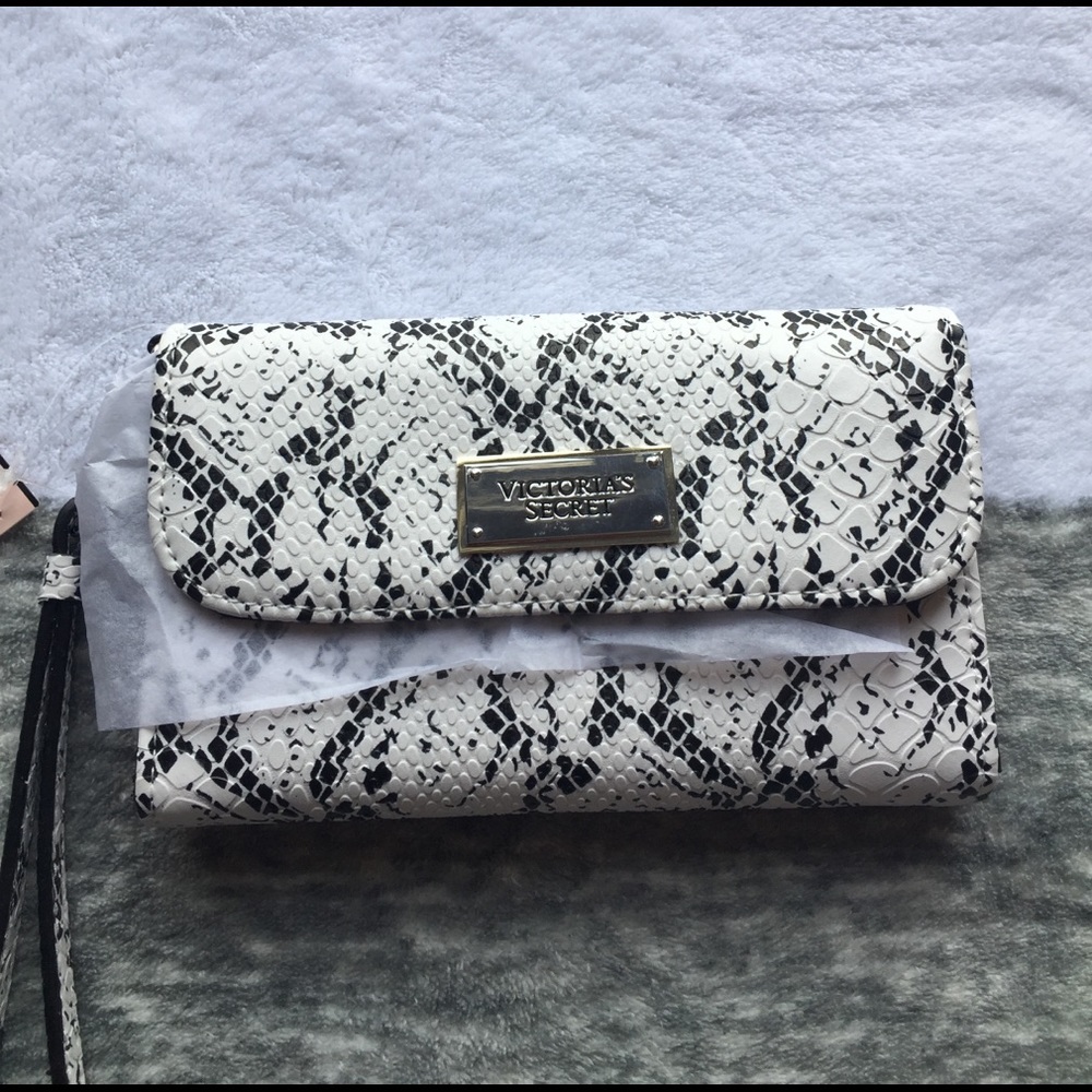 NWT VICTORIAS SECRET TECH WRISTLET WALLET