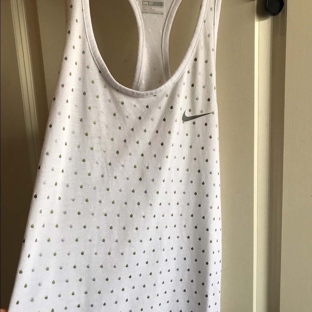 Nike workout top