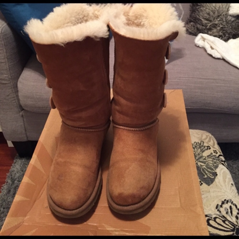 Ugg Bailey triple button boots