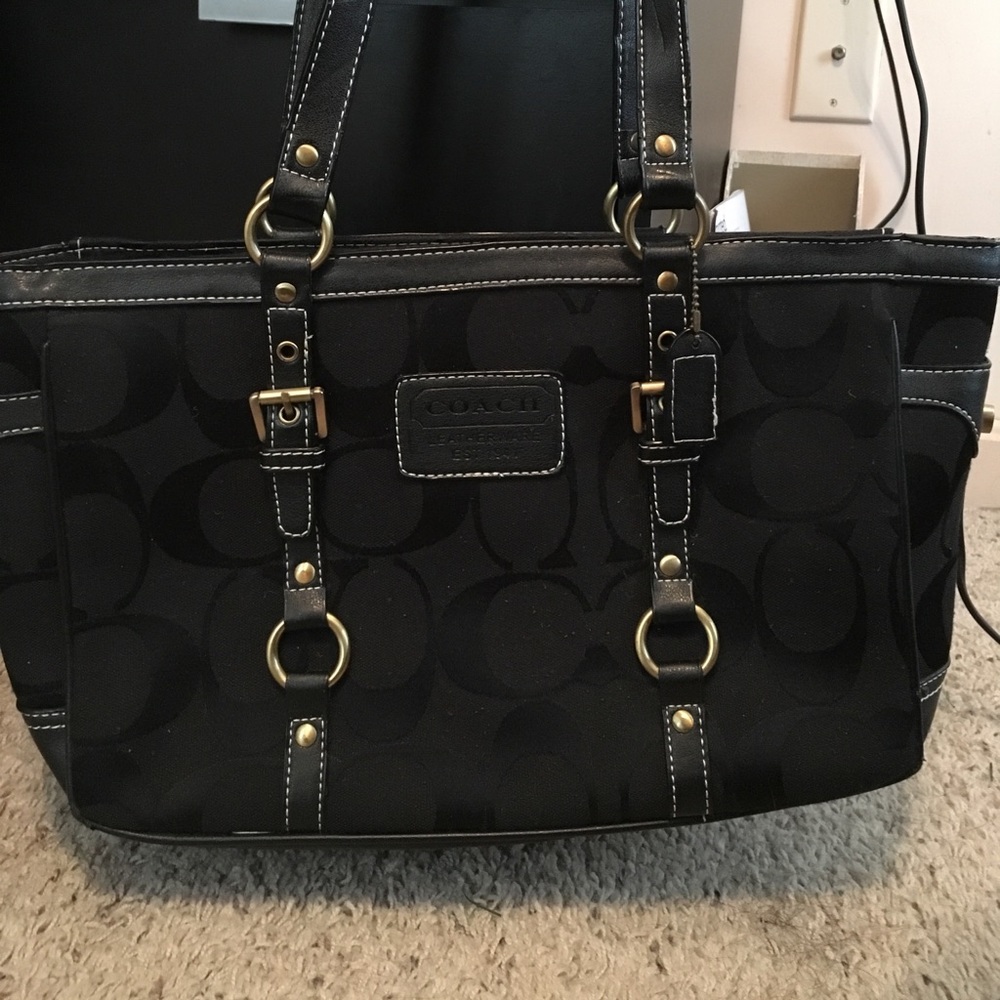 Shoulder bag