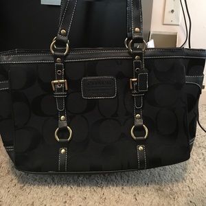 Shoulder bag