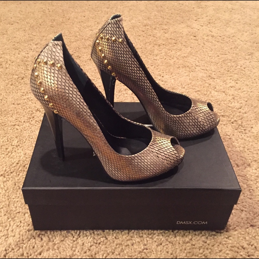 Donald J Pliner DMSX Latoya Leather Pump