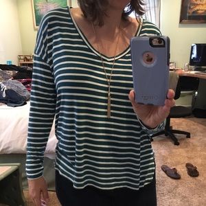 American eagle soft and sexy v neck long sleeved M