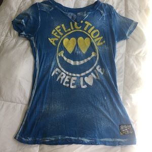 Affliction- FREE LOVE Tee 😍