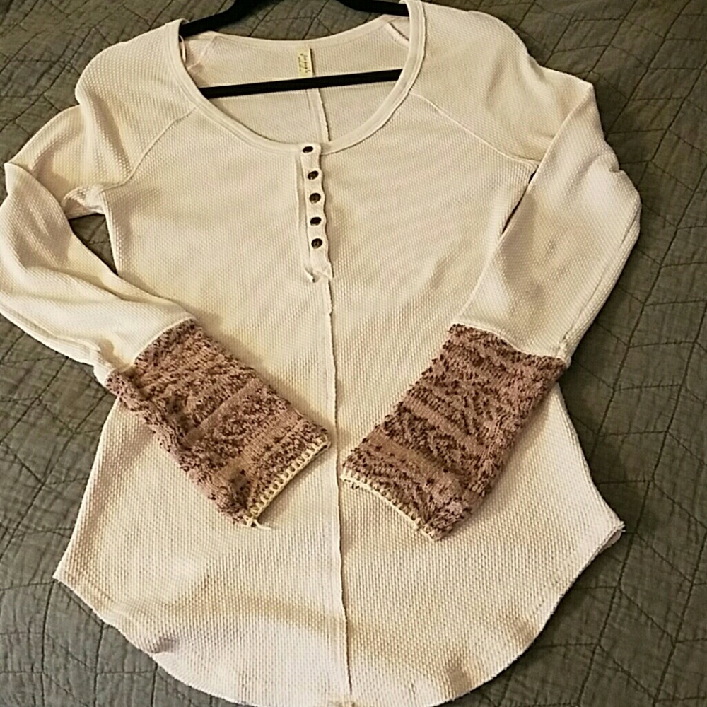 M Free People Thermal Henley Top with cute cuffs