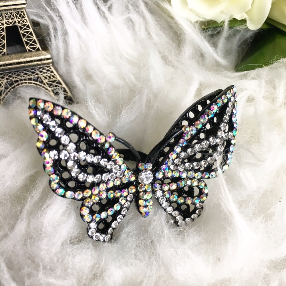 Flutter Butterfly statement ring rhinestones