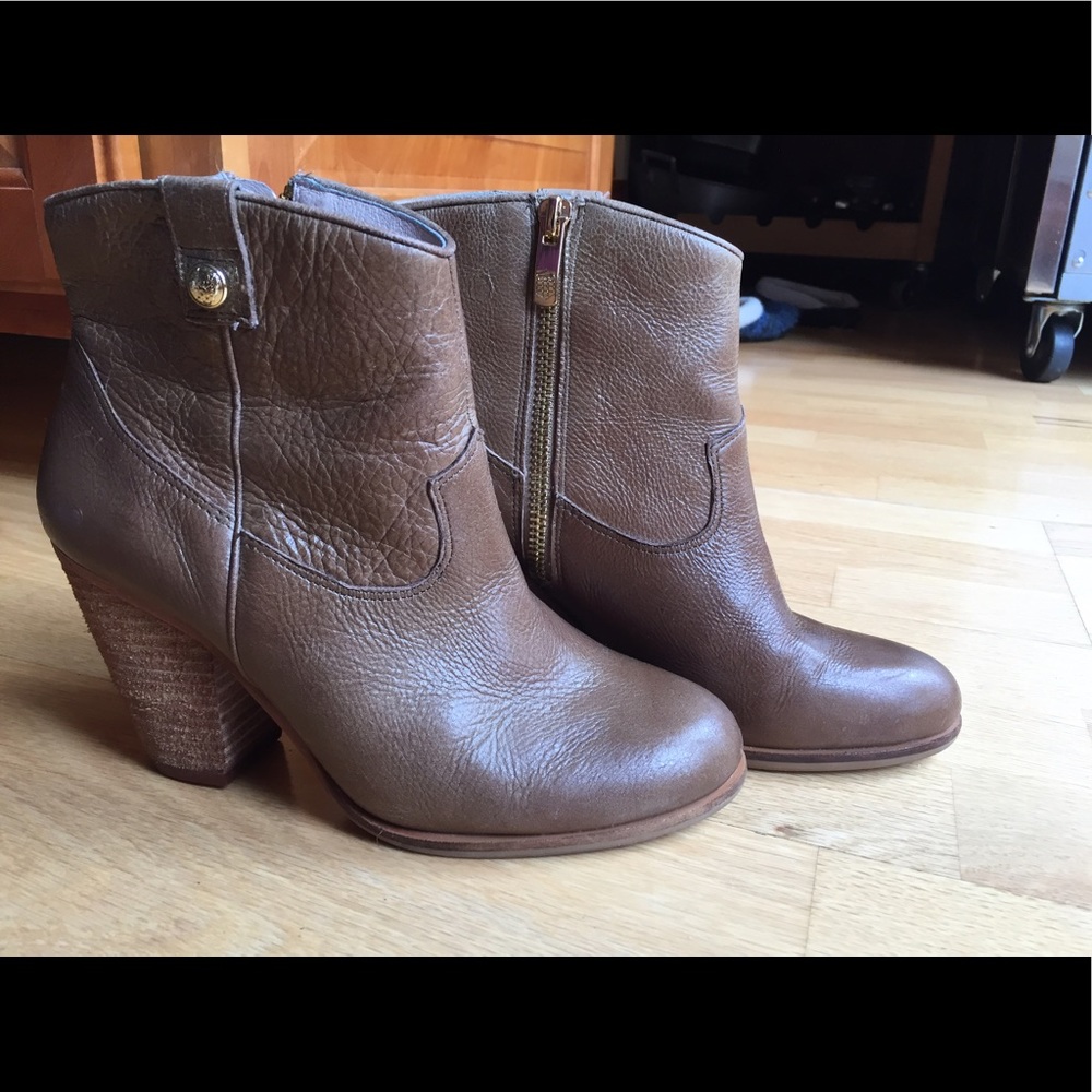 Vince Camuto