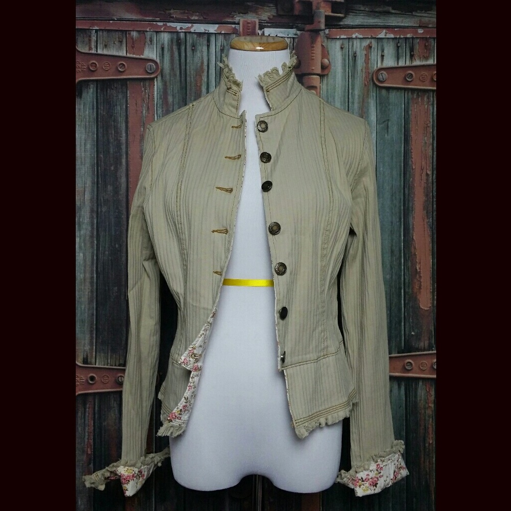 Dollhouse Ribbed Light Jacket
