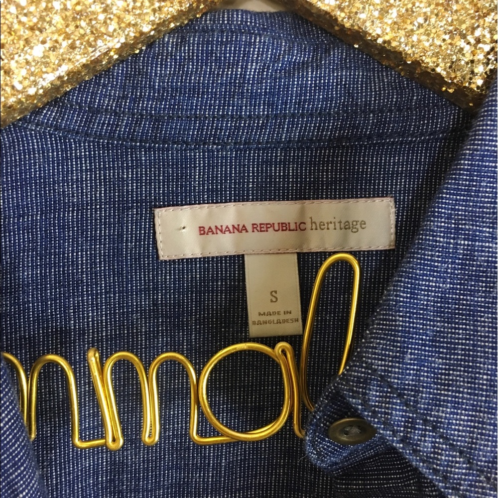 Banana Republic Heritage Blue Button Down Top - Picture 5 of 7