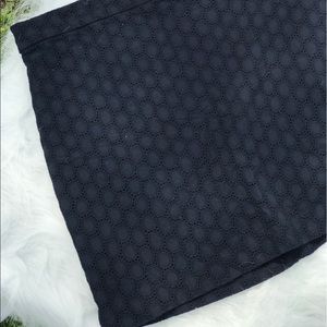 Gap eyelet skirt