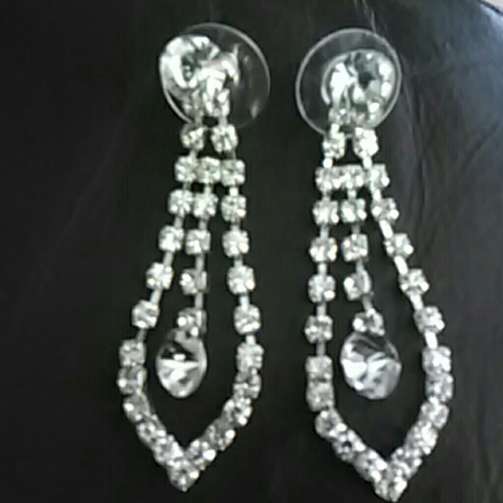 Rhinestone earrings