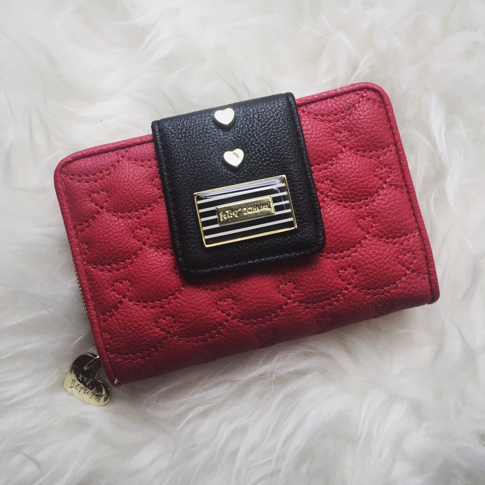 BJ 🎀 wallet/clutch